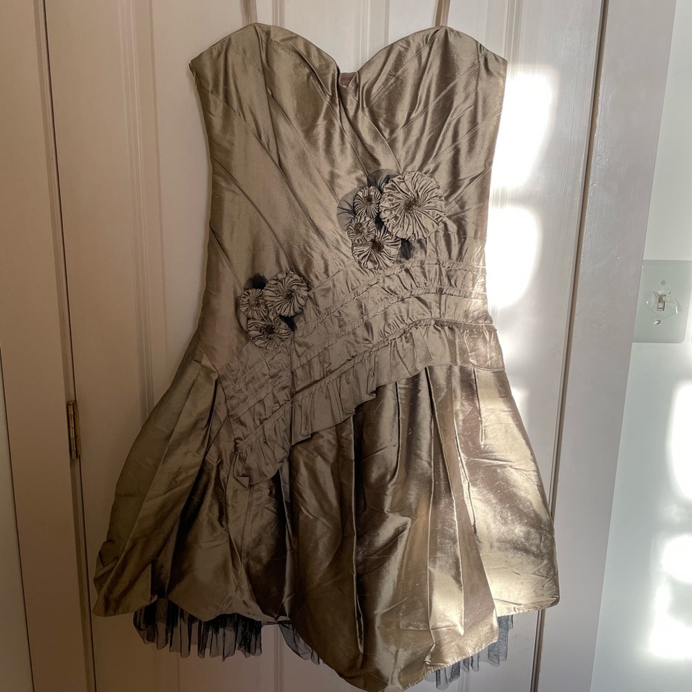 BCBG silk and taffeta funky midi prom dress. Strapless